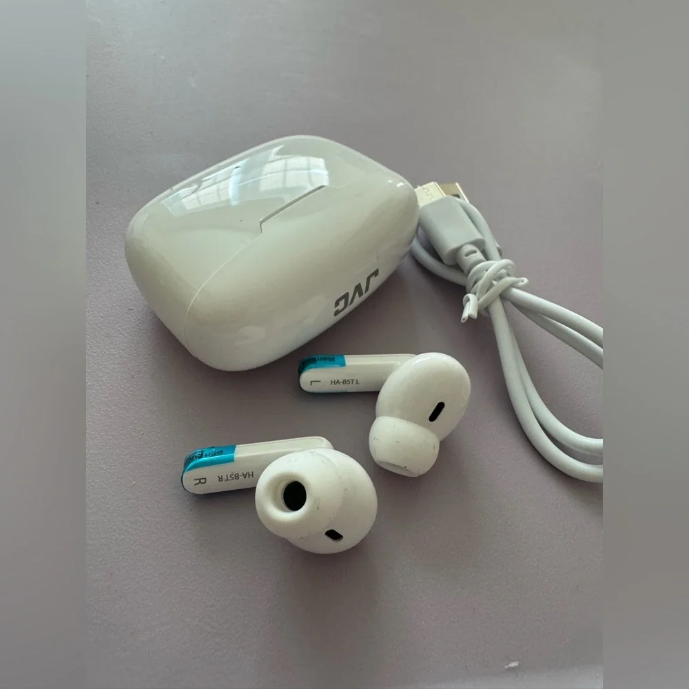 JVC True Wireless Earbuds with Charging Case — White